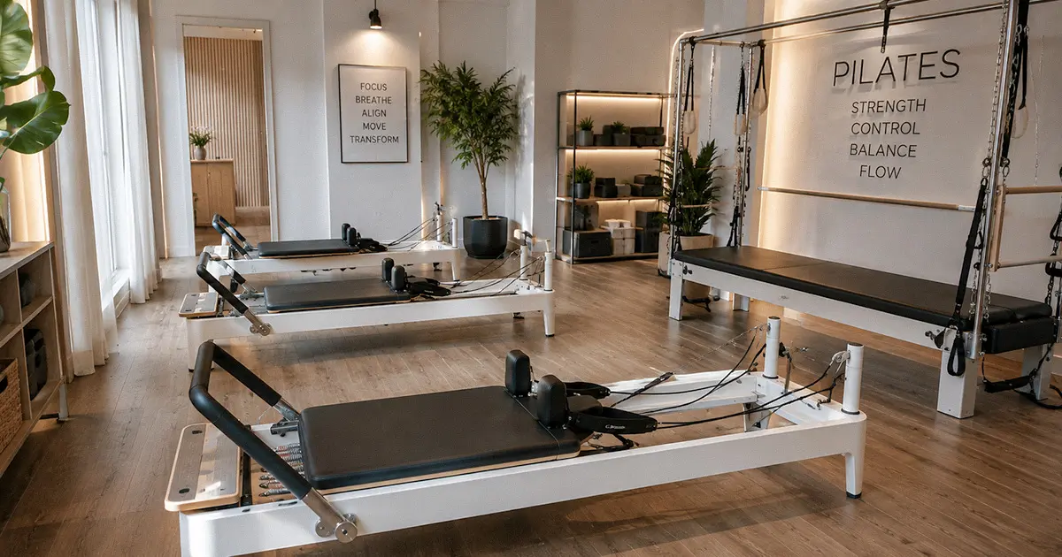 Istruttrice Pilates organizza contatti e collaborazioni locali